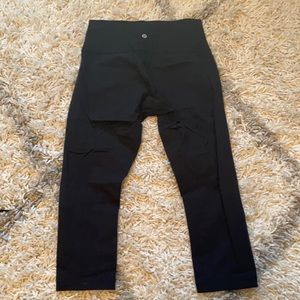 Ululemon cropped leggings